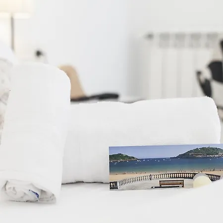 Concha Beach Luxury Sshousing شقة